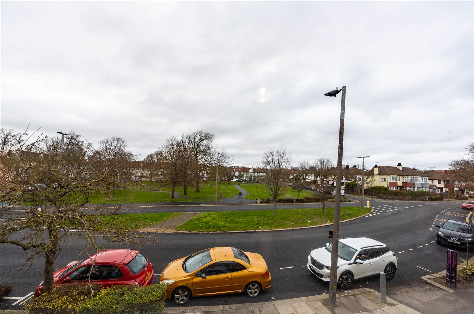 Appointmoor The Ridgeway, Chalkwell